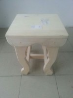 Табурет банный вид 1 с фигурными ножками